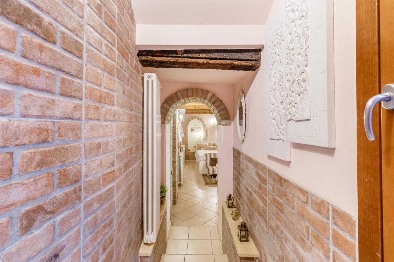 Nell'Antico Ghetto Ebraico Ferrara Exterior foto