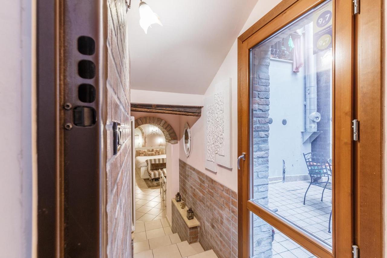 Nell'Antico Ghetto Ebraico Ferrara Exterior foto