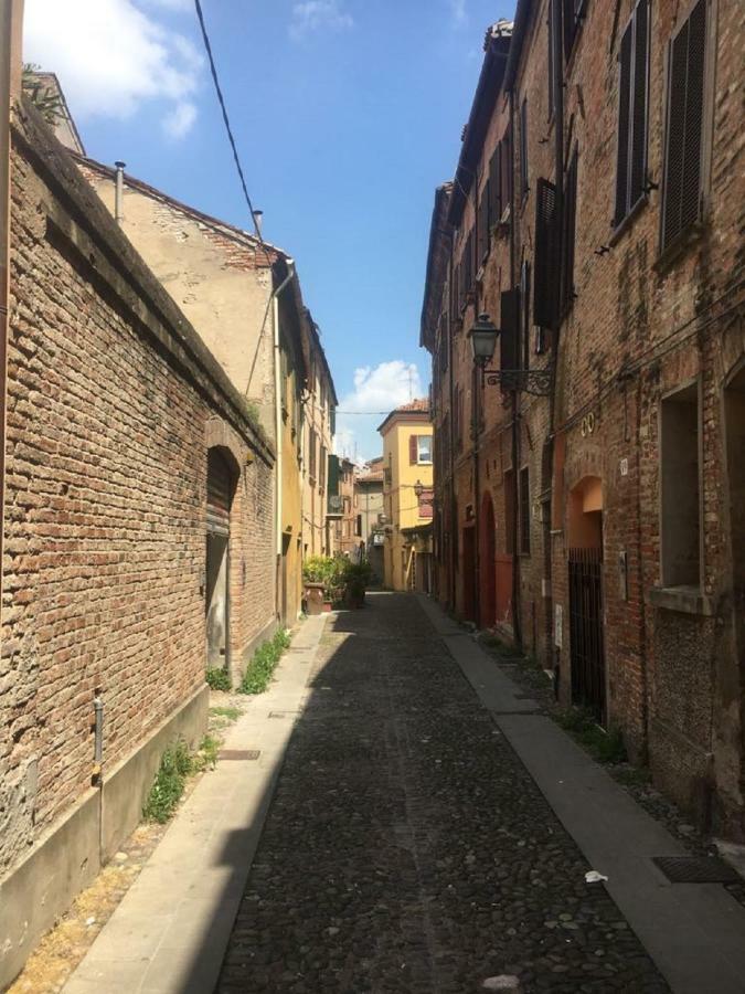Nell'Antico Ghetto Ebraico Ferrara Exterior foto